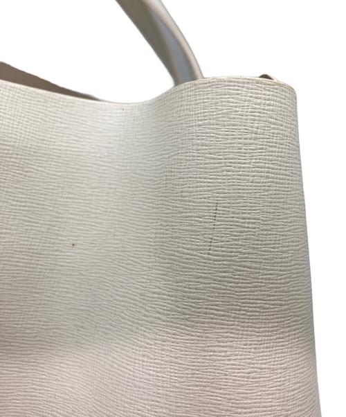 FURLA（フルラ）FURLA (フルラ) ハンドバッグ ホワイトの古着・服飾アイテム