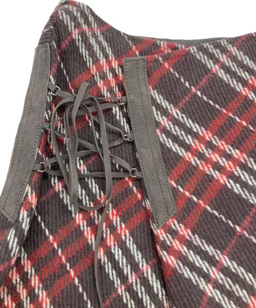 BURBERRY BLUE LABEL（バーバリー ブルー レーベル）BURBERRY BLUE LABEL (バーバリーロンドンブルーレーベル) チェックスカート レッド サイズ:Ｓの古着・服飾アイテム