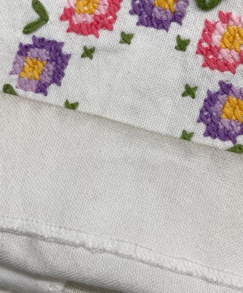 YEAH RIGHT!（イェーライト）YEAH RIGHT! (イェーライト) 花柄刺繍パンツ ホワイト サイズ:1の古着・服飾アイテム