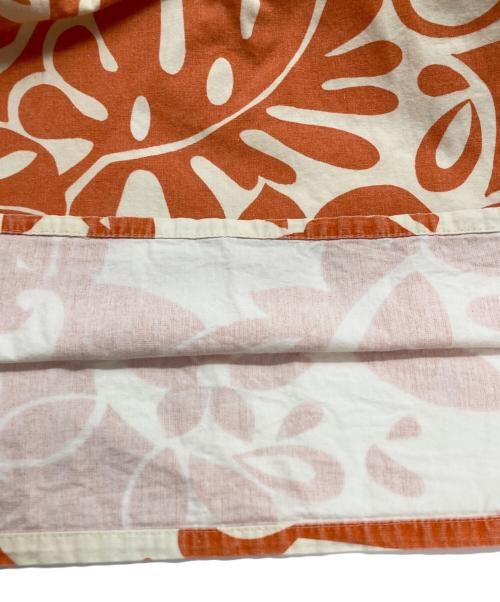 stussy（ステューシー）stussy (ステューシー) プルオーバーアロハシャツ オレンジ×アイボリー サイズ:SIZE Mの古着・服飾アイテム