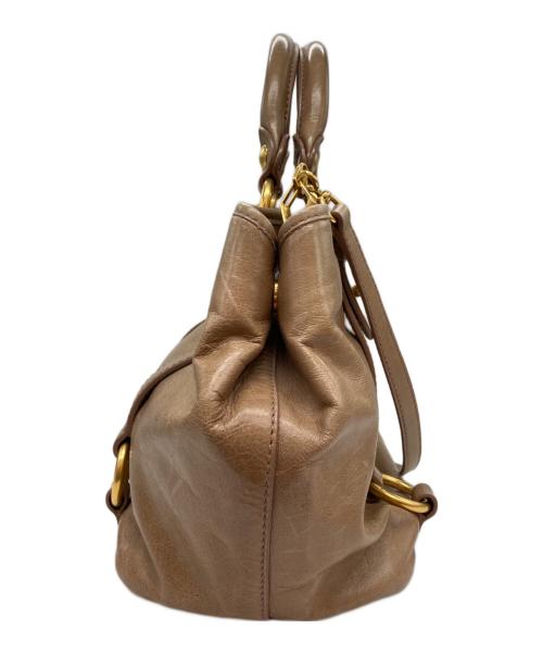 MIU MIU（ミュウミュウ）MIU MIU (ミュウミュウ) 2WAYバッグ ベージュの古着・服飾アイテム