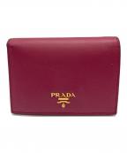 PRADAプラダ）の古着「2つ折り財布」｜レッド