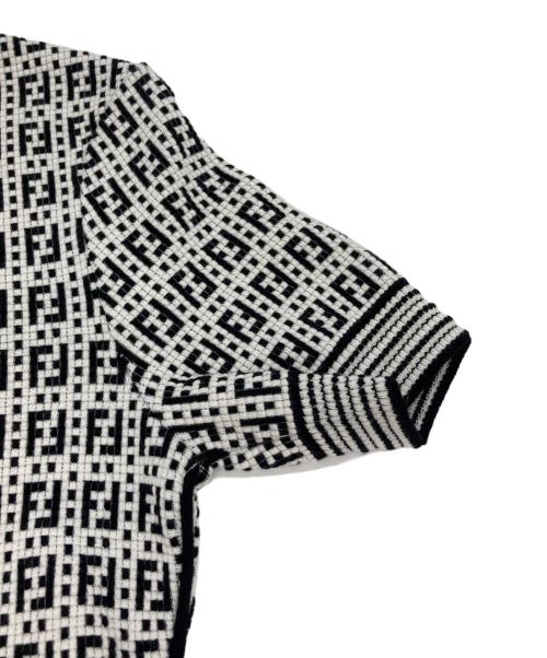 FENDI（フェンディ）FENDI (フェンディ) S/Sズッカ柄ニット ブラック×ホワイト サイズ:36の古着・服飾アイテム
