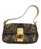 FENDIフェンディ）の古着「ショルダーバッグ」｜ブラウン×ゴールド