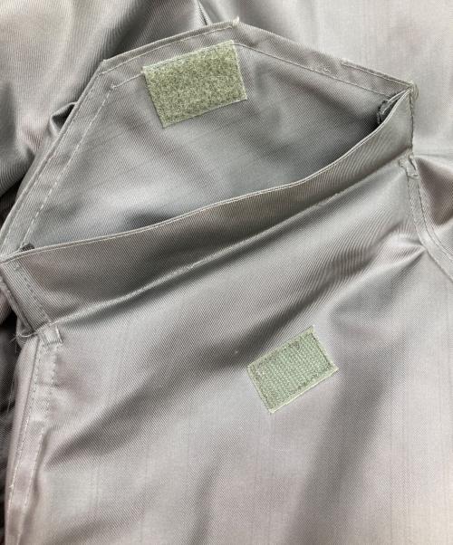 US ARMY（ユーエスアーミー）US ARMY (ユーエスアーミー) フライトジャケット カーキ サイズ:Mの古着・服飾アイテム