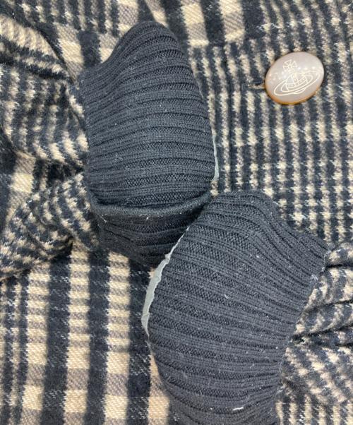 Vivienne Westwood RED LABEL（ヴィヴィアンウエストウッドレッドレーベル）Vivienne Westwood RED LABEL (ヴィヴィアンウエストウッドレッドレーベル) ブランケットチェック変形ケープコート ベージュ×ブラック サイズ:Mの古着・服飾アイテム