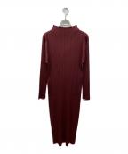 PLEATS PLEASEプリーツプリーズ）の古着「ワンピース」｜バーガンディー