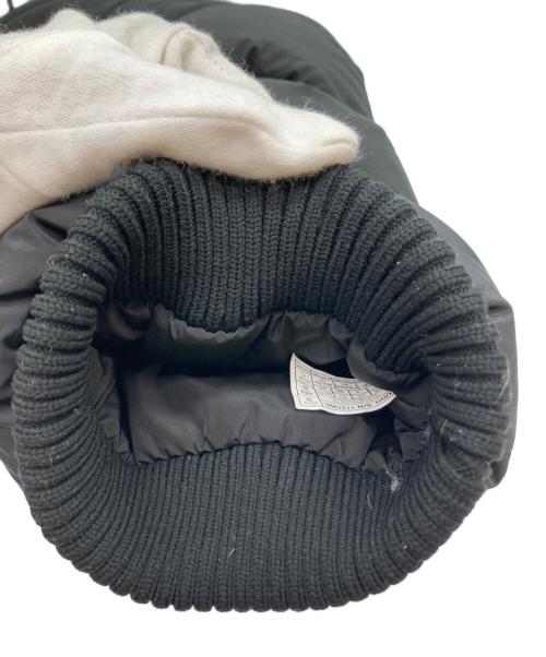 UGG（アグ）UGG (アグ) パフアッパージップデザインブーツ ブラック サイズ:22cmの古着・服飾アイテム