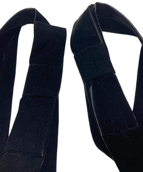 elu.（エル）elu. (エル) ベロアリボンサロペットスカート ブラック サイズ:-の古着・服飾アイテム