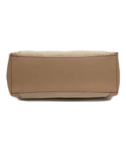 COACH（コーチ）COACH (コーチ) エクスプローデッドアヴァトートバッグ ベージュの古着・服飾アイテム