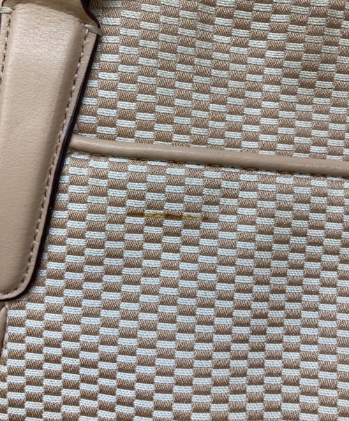 COACH（コーチ）COACH (コーチ) エクスプローデッドアヴァトートバッグ ベージュの古着・服飾アイテム