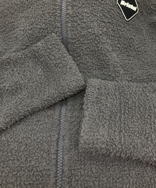 F.C.R.B.（エフシーレアルブリストル）F.C.R.B. (エフシーレアルブリストル) フリースジップパーカー グレー サイズ:Ｓの古着・服飾アイテム