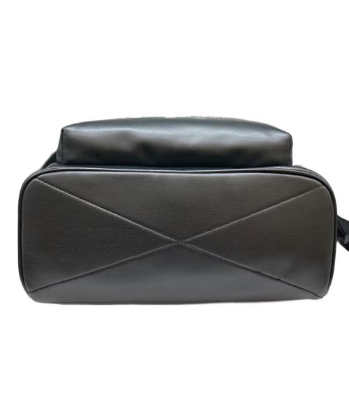 Calvin Klein Jeans（カルバンクラインジーンズ）Calvin Klein Jeans (カルバンクラインジーンズ) エコレザーリュック ブラックの古着・服飾アイテム