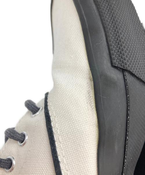 HOMME PLISSE ISSEY MIYAKE（オム プリッセ イッセイ ミヤケ）HOMME PLISSE ISSEY MIYAKE (オムプリッセ イッセイ ミヤケ) スニーカー ホワイト サイズ:26.0の古着・服飾アイテム