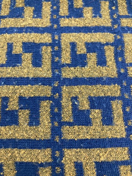 FENDI（フェンディ）FENDI (フェンディ) マフラー ブラウン×ネイビーの古着・服飾アイテム