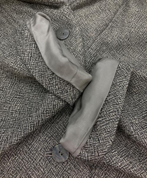 慈雨（ジウ）慈雨 (ジウ) 2Bジャケット グレー サイズ:40の古着・服飾アイテム