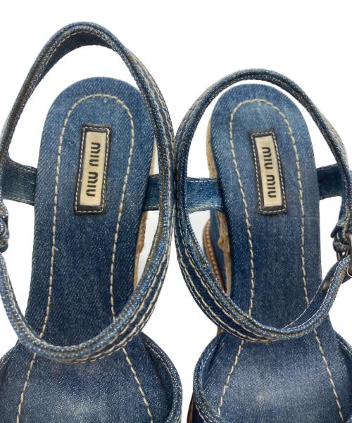 MIU MIU（ミュウミュウ）MIU MIU (ミュウミュウ) デニム地サンダル インディゴ サイズ:38の古着・服飾アイテム