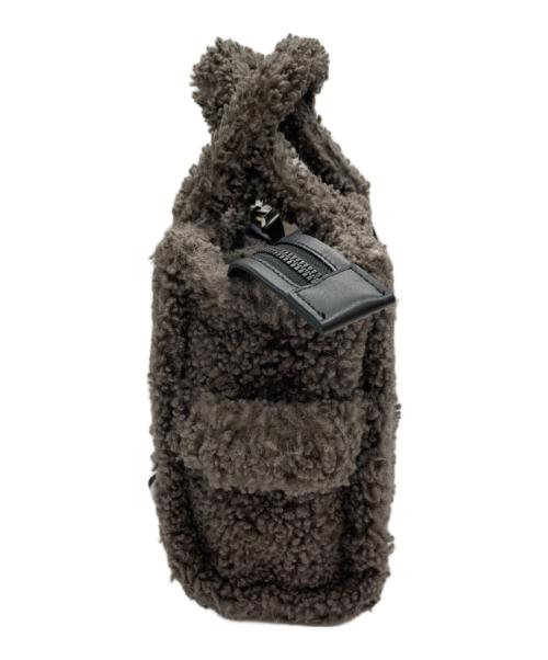 MARC JACOBS（マークジェイコブズ）MARC JACOBS (マークジェイコブス) THE MICRO TEDDY TOTE BAG グレーの古着・服飾アイテム