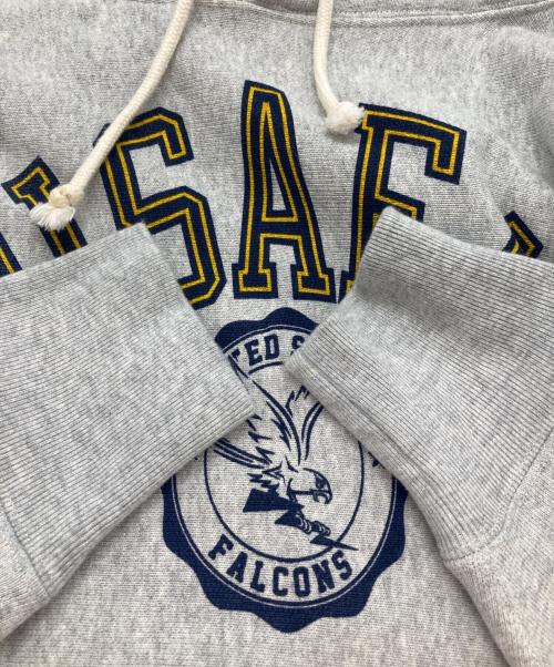 Champion REVERSE WEAVE（チャンピオン リバース ウィーブ）Champion REVERSE WEAVE (チャンピオン リバース ウィーブ) 復刻カレッジロゴパーカー グレー サイズ:	SIZE XLの古着・服飾アイテム