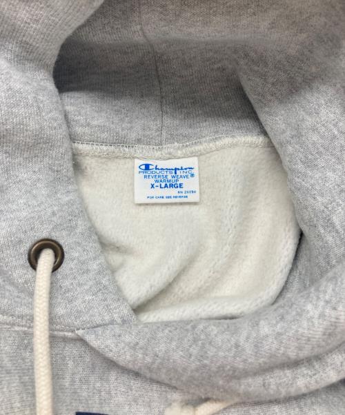 Champion REVERSE WEAVE（チャンピオン リバース ウィーブ）Champion REVERSE WEAVE (チャンピオン リバース ウィーブ) 復刻カレッジロゴパーカー グレー サイズ:	SIZE XLの古着・服飾アイテム
