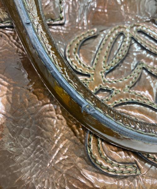 LOEWE（ロエベ）LOEWE (ロエベ) アマソナ36/エナメルハンドバッグ ブラウンの古着・服飾アイテム