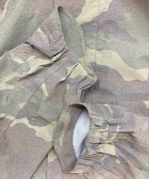 HERNO（ヘルノ）HERNO (ヘルノ) Laminar (ラミナー) カモ柄マウンテンパーカー グリーン サイズ:48の古着・服飾アイテム