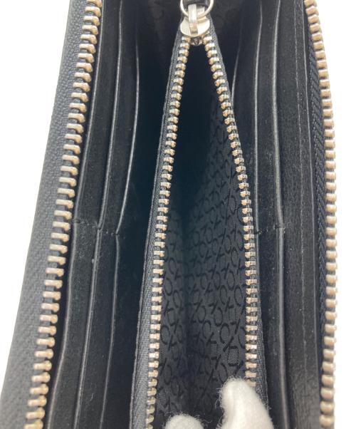 Calvin Klein（カルバンクライン）Calvin Klein (カルバンクライン) ラウンドファスナー長財布 ブラックの古着・服飾アイテム