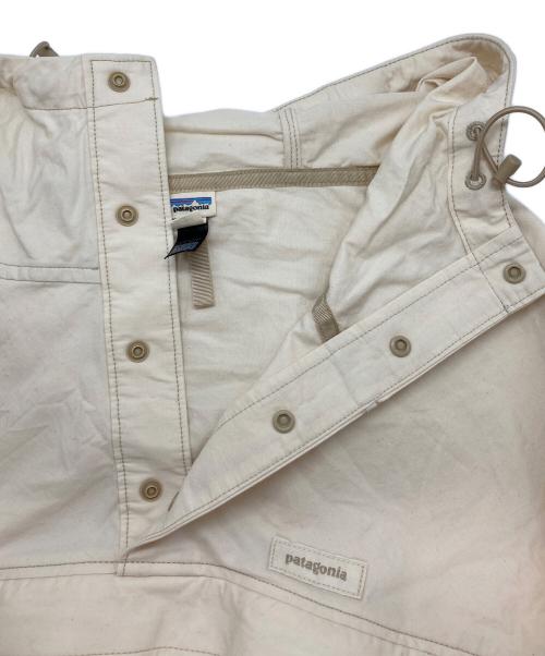 Patagonia（パタゴニア）Patagonia (パタゴニア) ファンホッガーズ・アノラック アイボリー サイズ:XLの古着・服飾アイテム