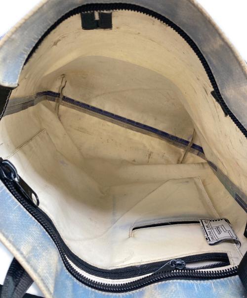 FREITAG（フライターグ）FREITAG (フライターグ) ダメージ加工転写トートバッグ ブルーの古着・服飾アイテム