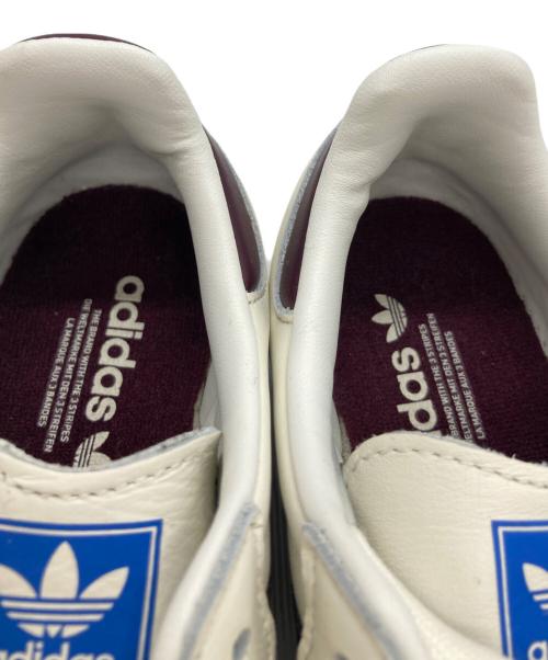 adidas（アディダス）adidas (アディダス) SAMBA OG EMMI/ローカットスニーカー アイボリー サイズ:22.5の古着・服飾アイテム