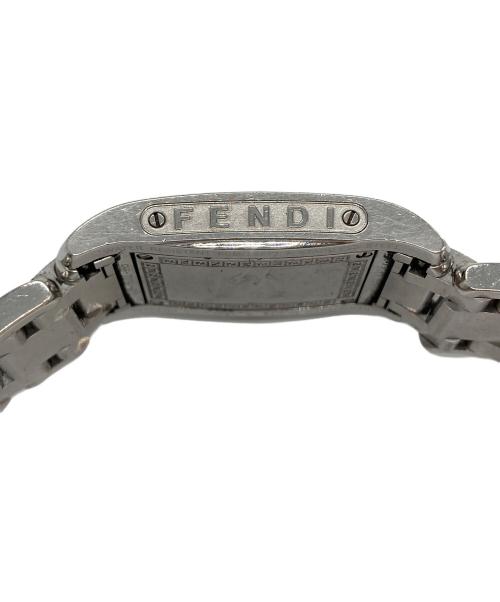 FENDI（フェンディ）FENDI (フェンディ) レクタンギュラー/腕時計 シルバーの古着・服飾アイテム