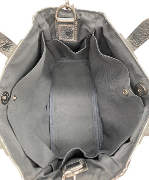 EAR（イア）EAR (イア) 2WAYバッグ シルバーの古着・服飾アイテム