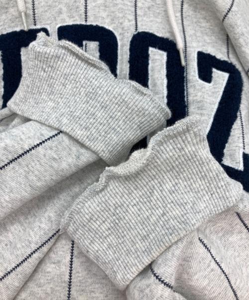 KEBOZ（ケボズ）KEBOZ (ケボズ) シームストライプロゴパーカー グレー サイズ:XLの古着・服飾アイテム