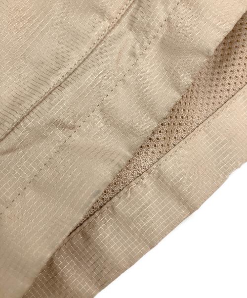 BURBERRY BLACK LABEL（バーバリーブラックレーベル）BURBERRY BLACK LABEL (バーバリーブラックレーベル) マウンテンパーカー ベージュ サイズ:Lの古着・服飾アイテム