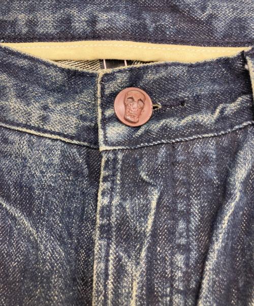 LEVI'S（リーバイス）LEVI'S (リーバイス) DAMIEN HIRST (ダミアン・ハースト) デニムパンツ サイズ:不明の古着・服飾アイテム