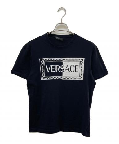 ジャンニヴェルサーチ　90s VERSACE イラスト プリント Tシャツ 中古・古着通販】GIANNI VERSACE (ジャンニ・ヴェルサーチ) ロゴ