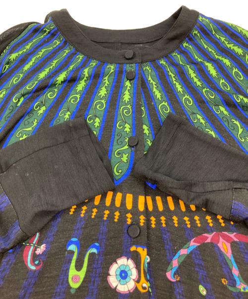 TOKUKO1erVOL（トクコプルミエヴォル）TOKUKO1erVOL (トクコプルミエヴォル) 変形総柄ジャージーシャツ ブラック サイズ:9の古着・服飾アイテム