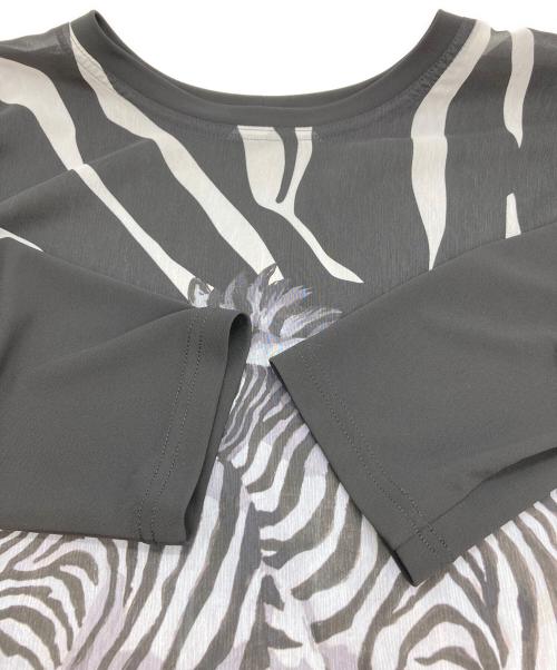 TOKUKO1erVOL（トクコプルミエヴォル）TOKUKO1erVOL (トクコプルミエヴォル) 変形プリントジャージーカットソー ブラック サイズ:9の古着・服飾アイテム