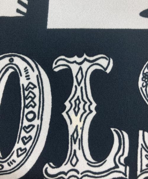 TOKUKO1erVOL（トクコプルミエヴォル）TOKUKO1erVOL (トクコプルミエヴォル) プリント変形シャツ ブラック サイズ:9の古着・服飾アイテム