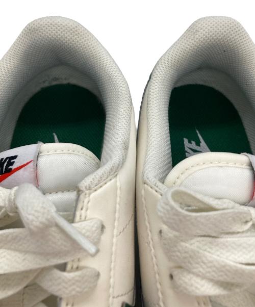 NIKE（ナイキ）NIKE (ナイキ) スニーカー ホワイト×グリーン サイズ:27㎝の古着・服飾アイテム