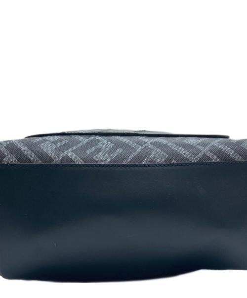 FENDI（フェンディ）FENDI (フェンディ) リュック ネイビー/F1O97の古着・服飾アイテム