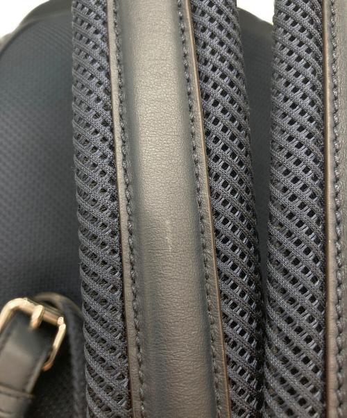 FENDI（フェンディ）FENDI (フェンディ) リュック ネイビー/F1O97の古着・服飾アイテム