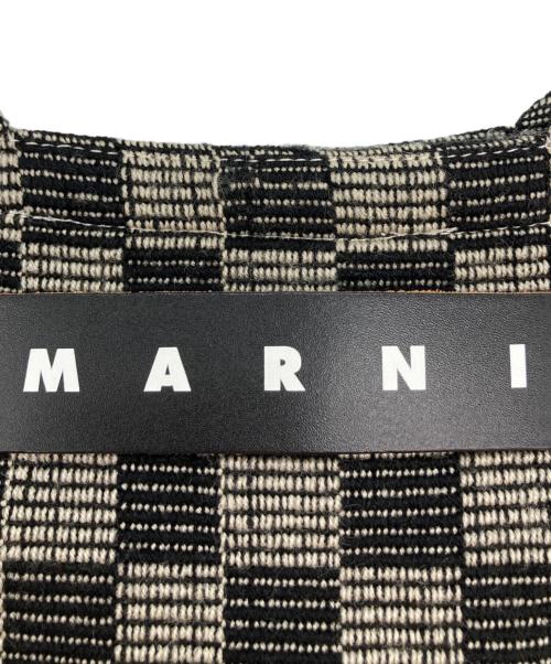 MARNI（マルニ）MARNI (マルニ) CROSS CHECKERBORAD HAMMOCK BAG ブラック×ホワイトの古着・服飾アイテム