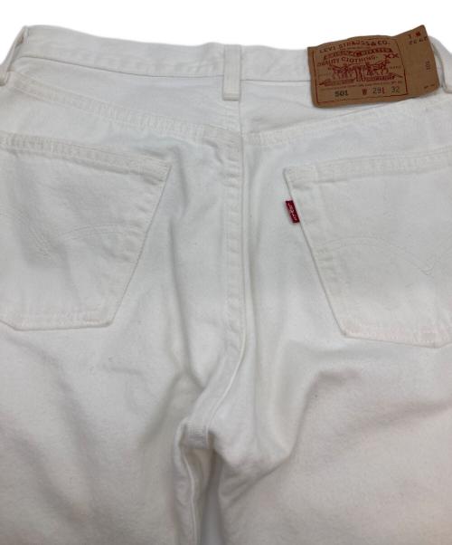 LEVI'S（リーバイス）LEVI'S (リーバイス) デニムパンツ ホワイト サイズ: W29×L32の古着・服飾アイテム