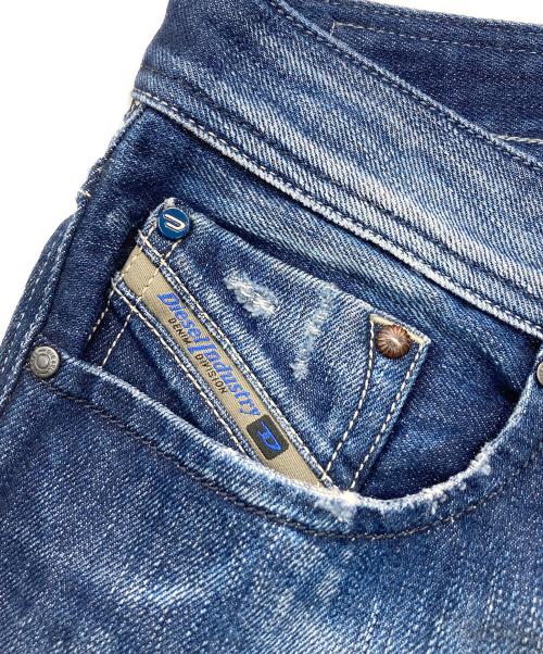 DIESEL（ディーゼル）DIESEL (ディーゼル) デニムパンツ インディゴ サイズ:78.5cm (W31)の古着・服飾アイテム