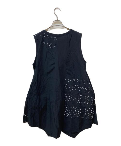 慈雨（ジウ）慈雨 (ジウ) ドット刺繍変形ノースリーブバルーンワンピース ブラック サイズ:40の古着・服飾アイテム