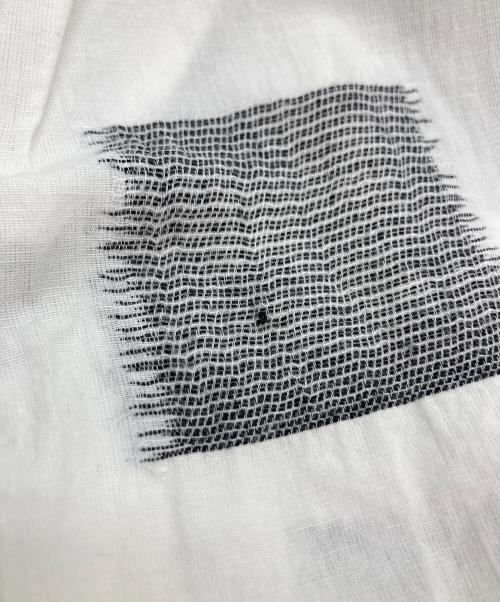 m mefu（メフウ）m mefu (メフウ) 変形カーディガン ホワイト×ブラック サイズ:40の古着・服飾アイテム