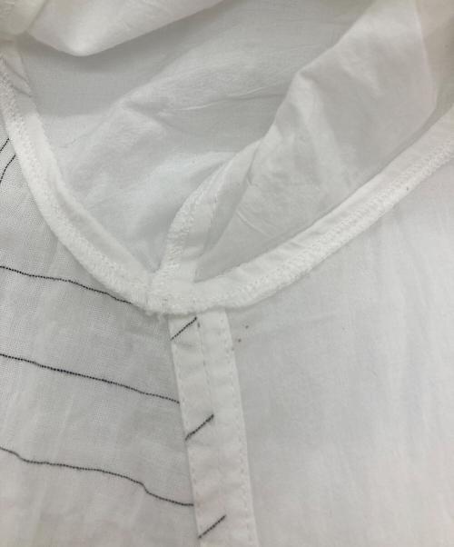 萌（MOYURU）萌 (MOYURU) カーディガン ホワイト×グレー サイズ:MLの古着・服飾アイテム