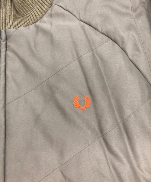 FRED PERRY（フレッドペリー）FRED PERRY (フレッドペリー) リバーシブルジャケット ブラウン×ネイビー サイズ:Mの古着・服飾アイテム