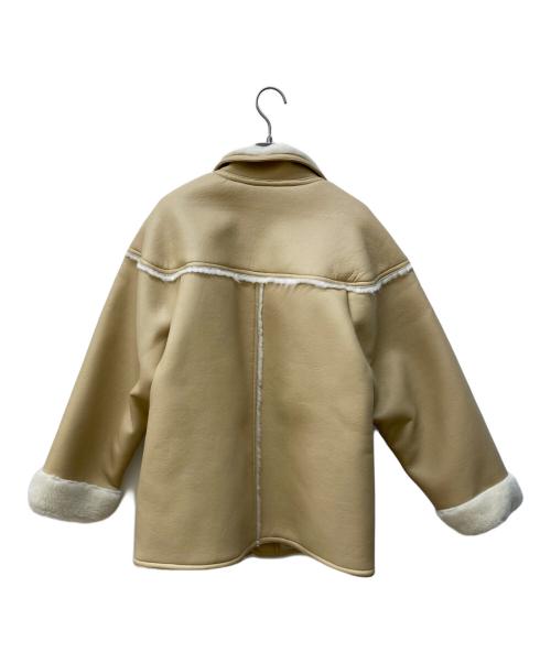 moussy（マウジー）moussy (マウジー) エコムートンジャケット ベージュ サイズ:Free 未使用品の古着・服飾アイテム